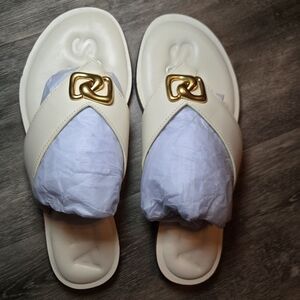 AEROSOLES Cream Sandals with Gold Detail